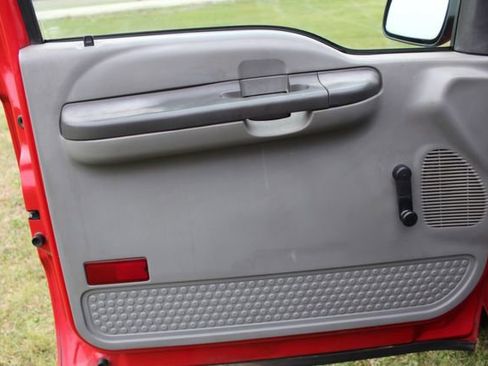 Used 2002 Ford F250 XL image 15