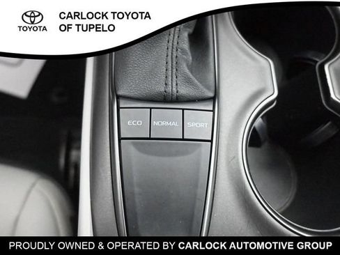Used 2022 Toyota Camry SE FWD image 15