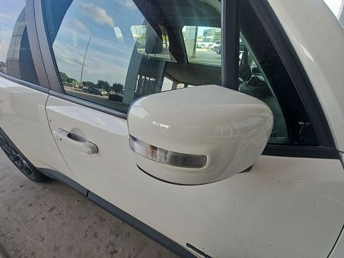 Used 2017 Jeep Renegade Altitude image 19