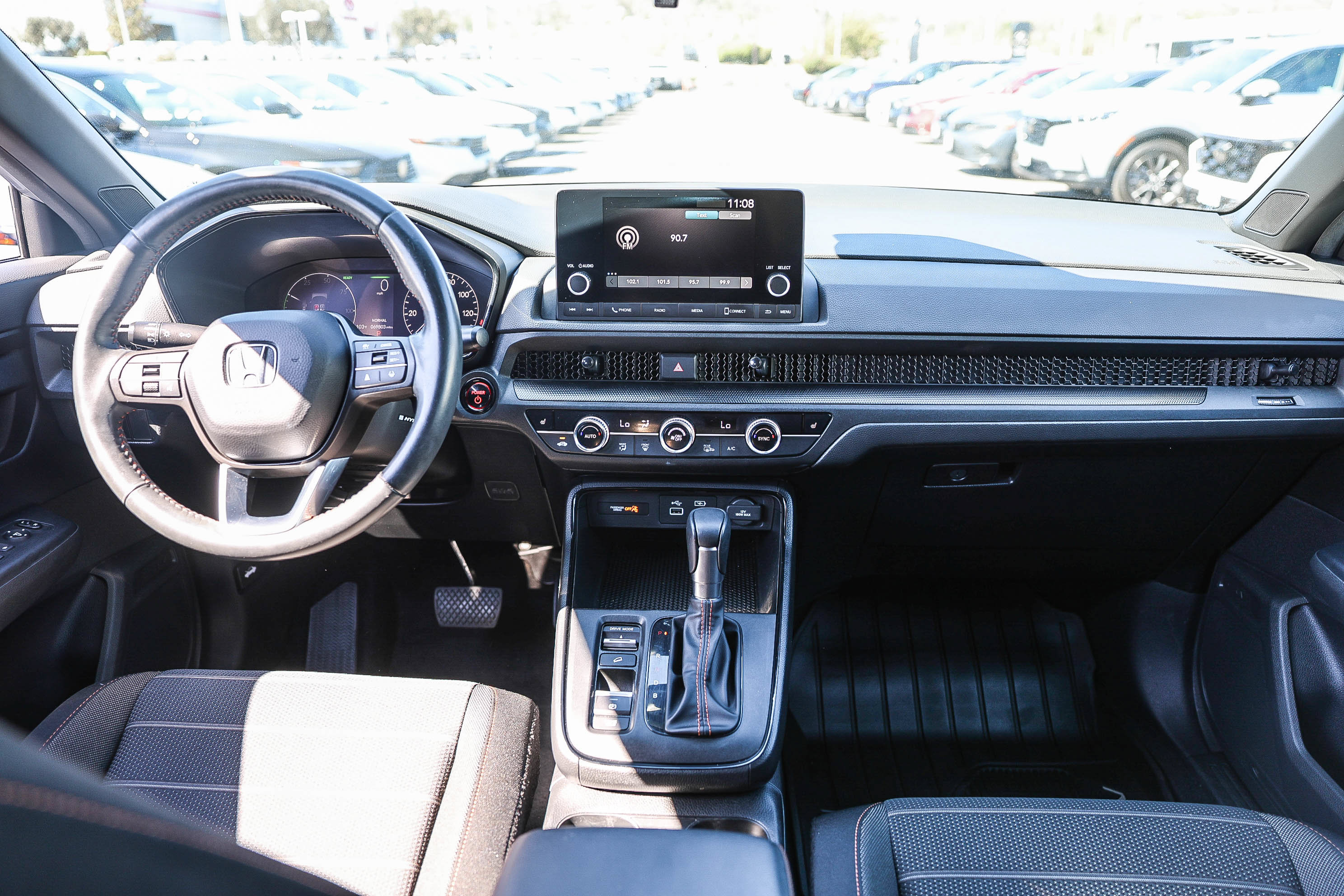 Used 2023 Honda CR-V Sport image 2