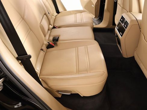 Used 2020 Porsche Cayenne Base image 16