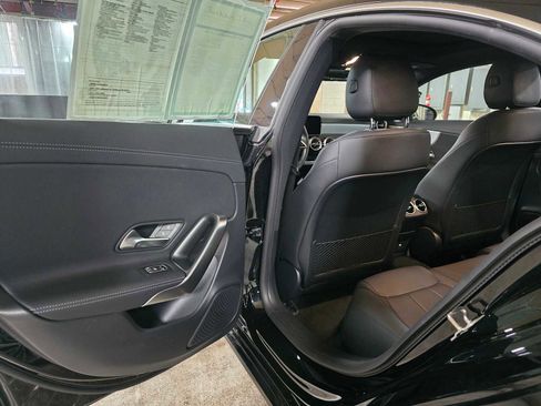 Used 2025 Mercedes-Benz CLA 250 4MATIC image 15
