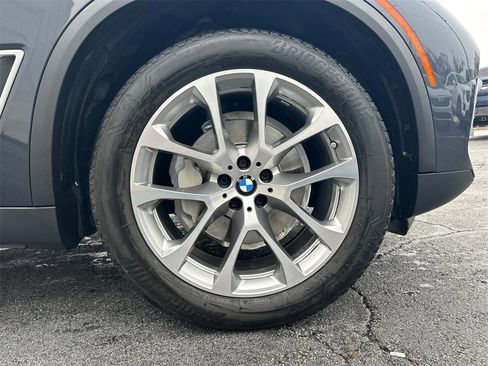 Used 2022 BMW X5 sDrive40i w/ Parking Assistance Package image 13