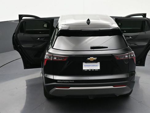 Certified 2025 Chevrolet Equinox LT w/ Safety and Technology Package AWD/4WD image 36