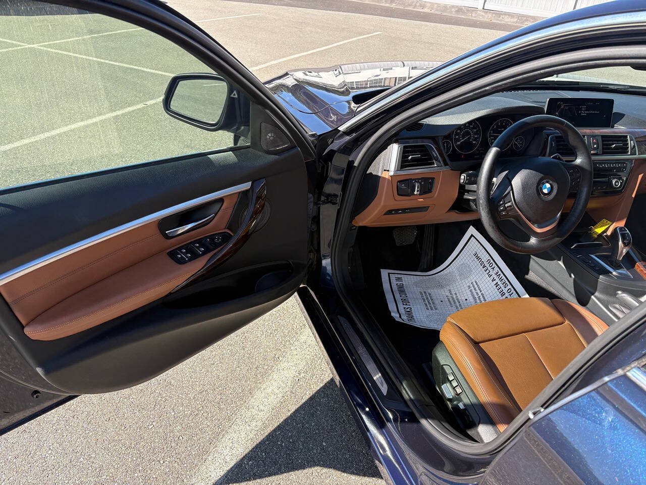 Used 2016 BMW 340i xDrive Sedan AWD/4WD image 11