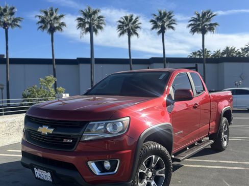 Used 2015 Chevrolet Colorado Z71 AWD/4WD image 1