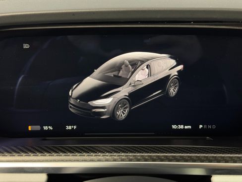 Used 2022 Tesla Model X Plaid image 17