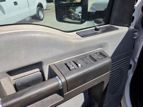 Used 2015 Ford F350 XL w/ Power Equipment Group image 13