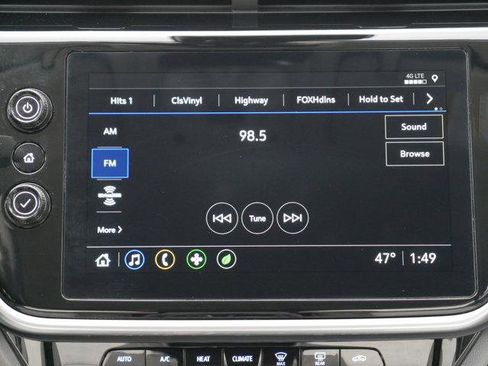 Used 2023 Chevrolet Bolt EUV Premier w/ Super Cruise Package image 17