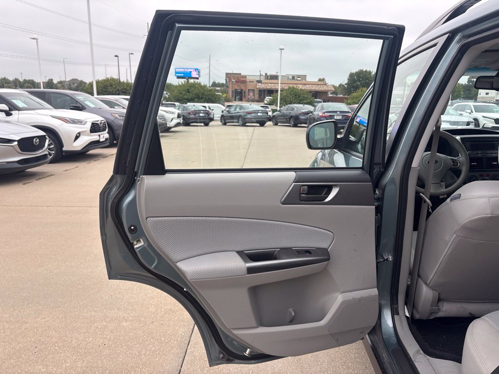 Used 2012 Subaru Forester 2.5X AWD/4WD image 29