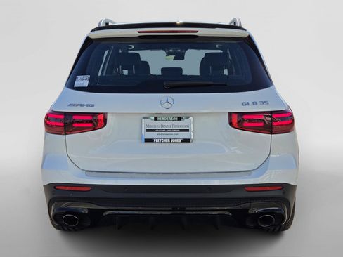 New 2025 Mercedes-Benz GLB 35 AMG 4MATIC image 4