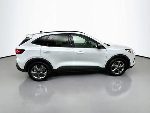 Certified 2025 Ford Escape ST-Line FWD image 8