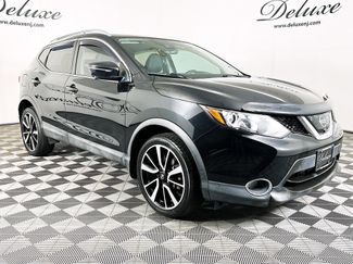 Used 2017 Nissan Rogue Sport SL w/ SL Premium Package image 1