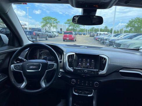 Used 2022 GMC Terrain SLE w/ Elevation Edition FWD image 20