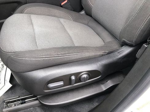 Used 2023 Chevrolet Traverse LT w/ LPO, Floor Liner Package AWD/4WD image 24