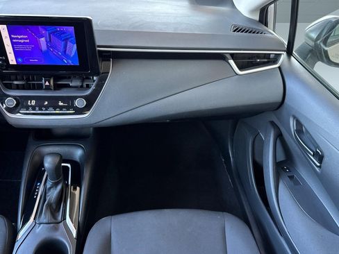Used 2023 Toyota Corolla LE image 28