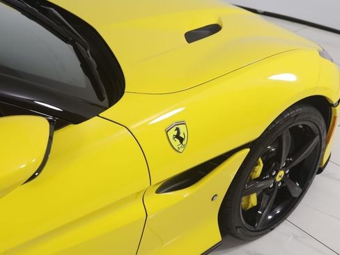 Used 2022 Ferrari Portofino M RWD image 71