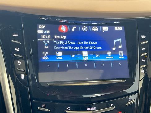 Used 2020 Cadillac Escalade ESV Platinum image 16