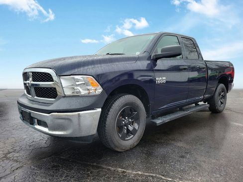 Used 2017 RAM 1500 ST w/ SXT Appearance Group AWD/4WD image 2