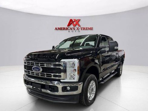 Used 2025 Ford F250 XLT AWD/4WD image 4
