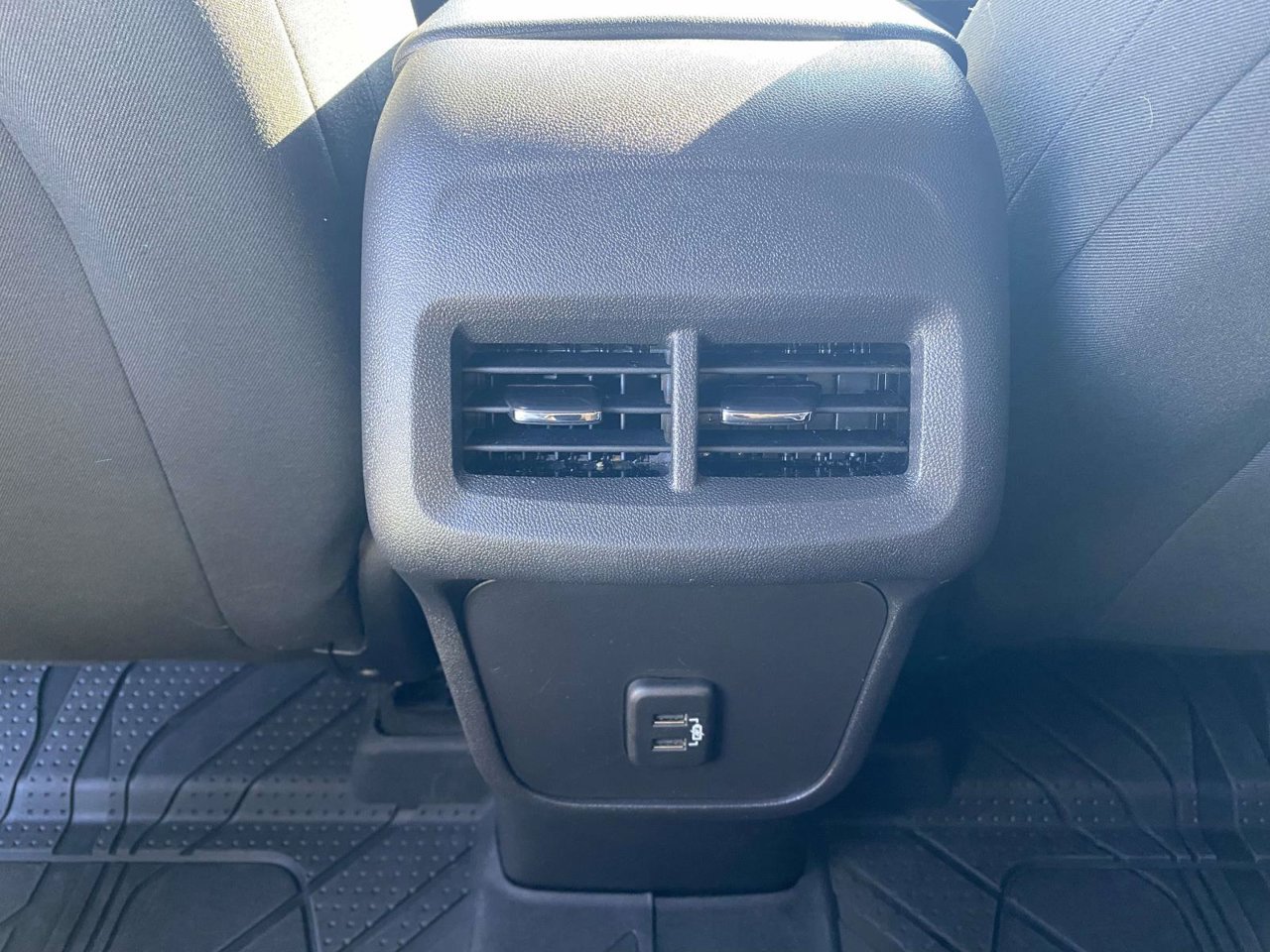 Used 2024 Chevrolet Equinox LS w/ LS Convenience Package FWD image 20