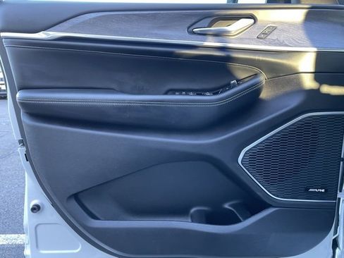 Used 2023 Jeep Grand Cherokee L Overland image 30