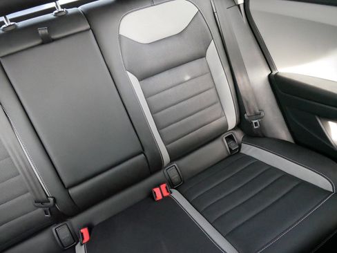 Certified 2023 Volkswagen Taos SEL image 14