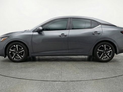 Used 2025 Nissan Sentra SV image 5