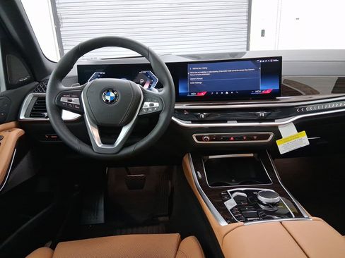 New 2026 BMW X5 sDrive40i w/ Climate Comfort Package image 4