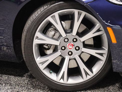 Used 2014 Jaguar XK Convertible RWD image 4