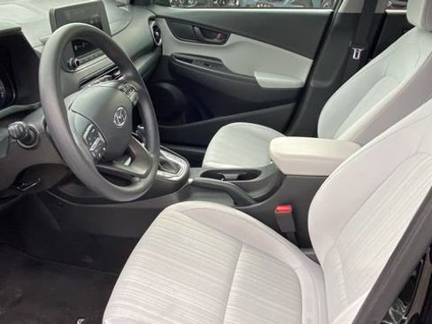 Used 2023 Hyundai Kona SEL AWD/4WD image 28