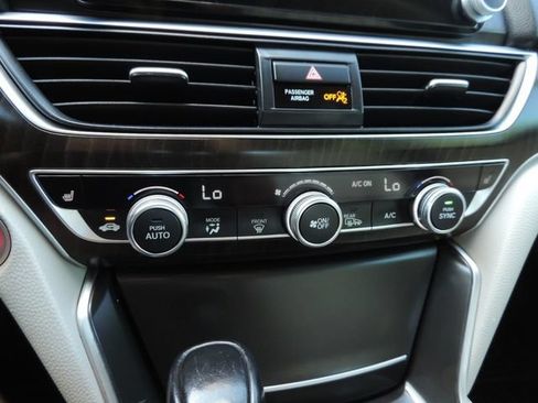 Used 2018 Honda Accord EX-L image 24