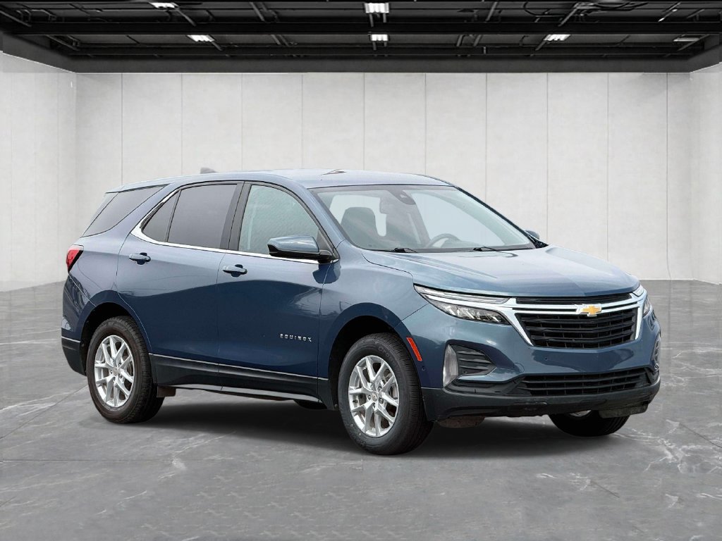 Used 2024 Chevrolet Equinox LT w/ LPO, Floor Liner Package AWD/4WD image 3