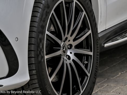Used 2024 Mercedes-Benz GLS 450 4MATIC w/ AMG Line Exterior image 12