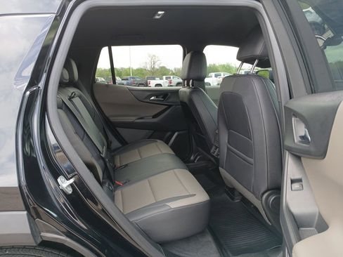 Used 2025 Chevrolet Equinox LT w/ Convenience Package II image 28