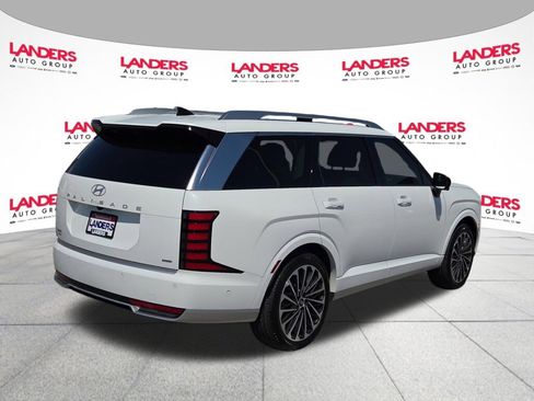 Used 2026 Hyundai Palisade Calligraphy AWD/4WD image 3