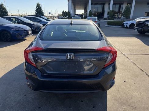 Used 2017 Honda Civic EX-T image 6