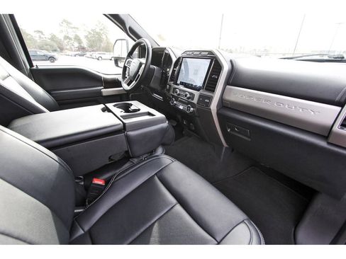 Used 2022 Ford F250 Lariat w/ Lariat Ultimate Package image 27