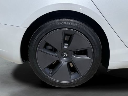 Used 2023 Tesla Model 3 Standard Range RWD image 13