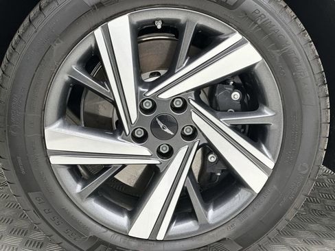 Used 2026 Genesis GV70 3.5T Sport Advanced AWD/4WD image 10
