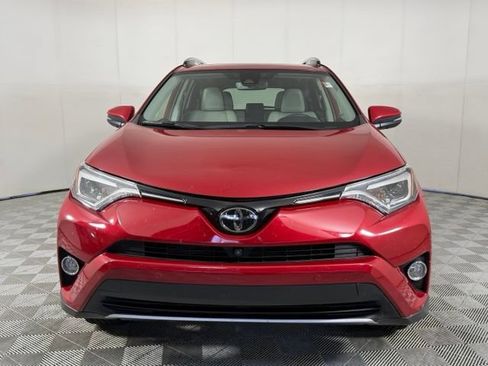 Used 2016 Toyota RAV4 Limited w/ Advanced Technology Package FWD image 11