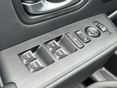 Certified 2025 Honda Pilot EX-L image 25