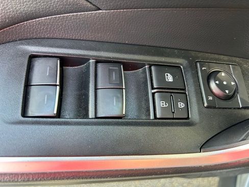 Used 2024 Toyota RAV4 XLE FWD image 18