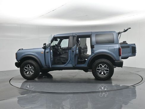 Certified 2025 Ford Bronco Badlands AWD/4WD image 38