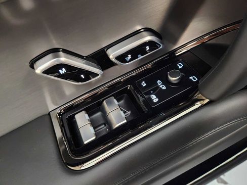 New 2026 Land Rover Range Rover Sport SE AWD/4WD image 22