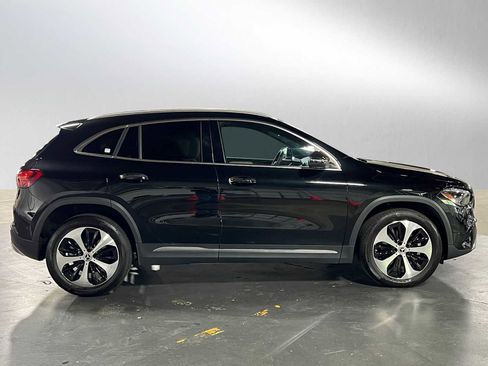 Used 2025 Mercedes-Benz GLA 250 4MATIC image 9