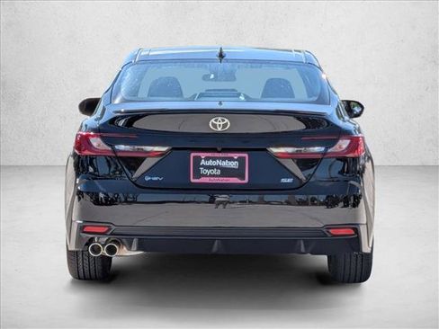 New 2026 Toyota Camry SE image 8