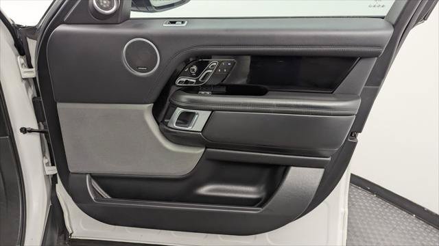 Used 2020 Land Rover Range Rover HSE AWD/4WD image 22