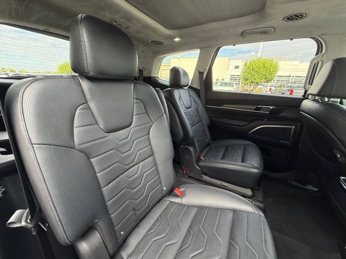 Used 2022 Kia Telluride SX w/ SX Prestige Package AWD/4WD image 18