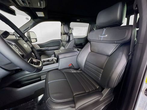 New 2026 Ford F250 Platinum w/ Tremor Off-Road Package image 23